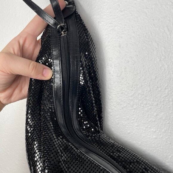 Valerie Stevens Y2K Black Metallic Shimmer Slouch Hand Bag w/ Faux Leather Strap - Picture 6 of 8